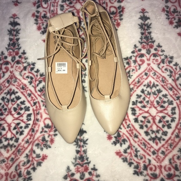 Flats - Picture 5 of 6